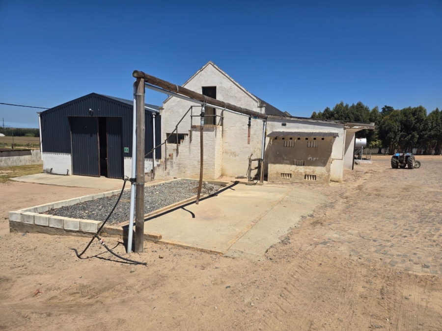 5 Bedroom Property for Sale in Stellenbosch Farms Western Cape
